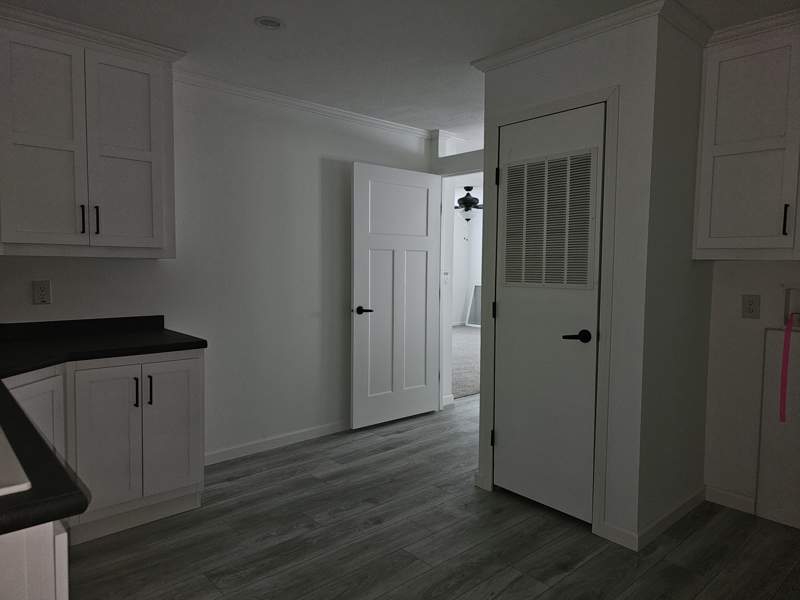 Listing-1504-Photo-9a51e58a-5912-4805-a34a-3651cee1e8dd.jpg