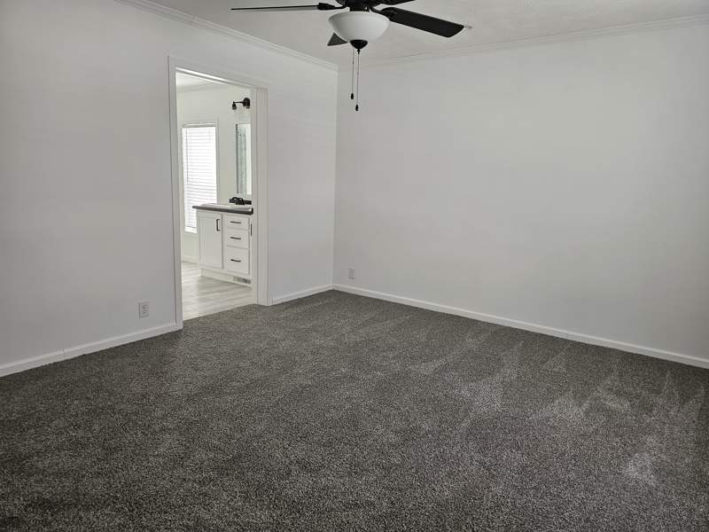 Listing-1504-Photo-b5c56daa-886f-4817-8e39-09bf1c48d506.jpg