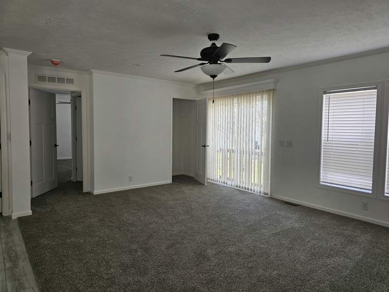 Listing-1504-Photo-c053acc7-35ee-4c71-9fea-cdfe150f4841.jpg
