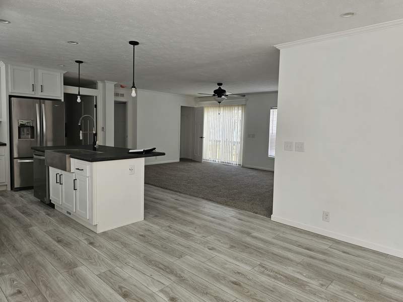 Listing-1504-Photo-d6e64bb2-0d18-444c-b2e1-5ff938744449.jpg