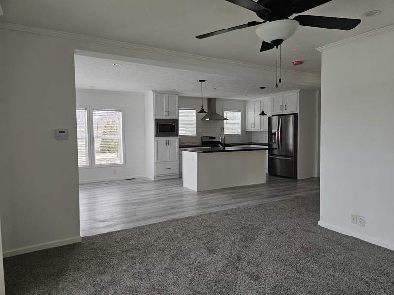Listing-1508-Photo-9c37d343-0c8b-44fb-80de-bbf9c41f5606.jpg