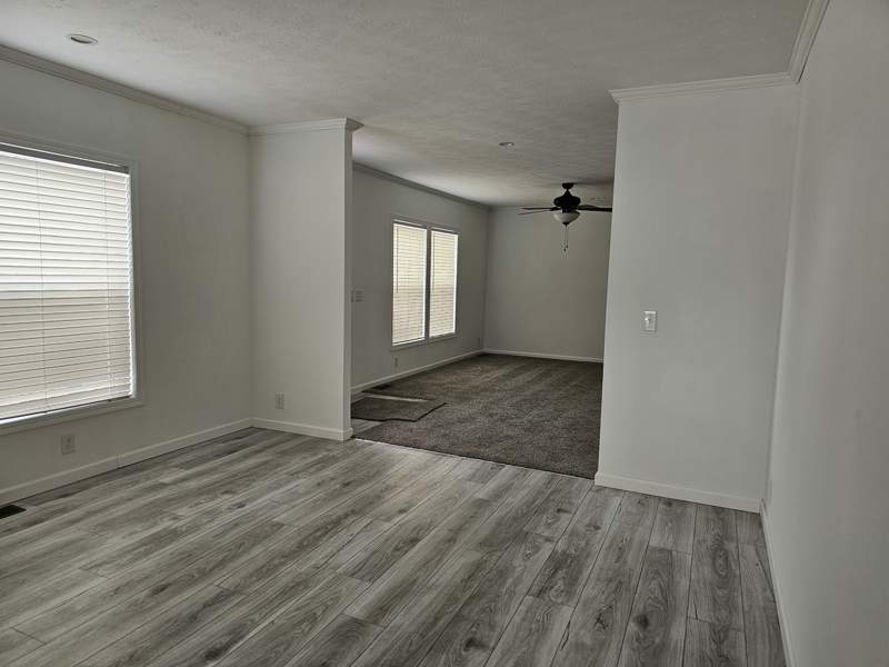 Listing-1508-Photo-b5776ec9-5ac2-4b89-ad04-a2dad9c49499.jpg