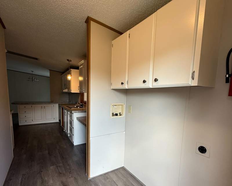 Listing-1517-Photo-17fabdee-9c53-4354-b0bb-768c8a3316b4.jpg