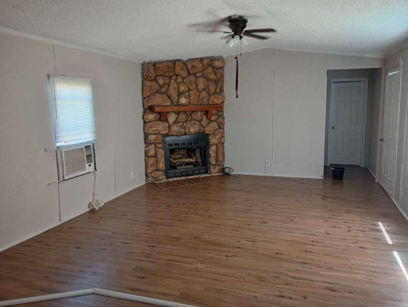 Listing-1532-Photo-ef49453b-fd50-4443-a4d1-6d67bcbae420.jpg