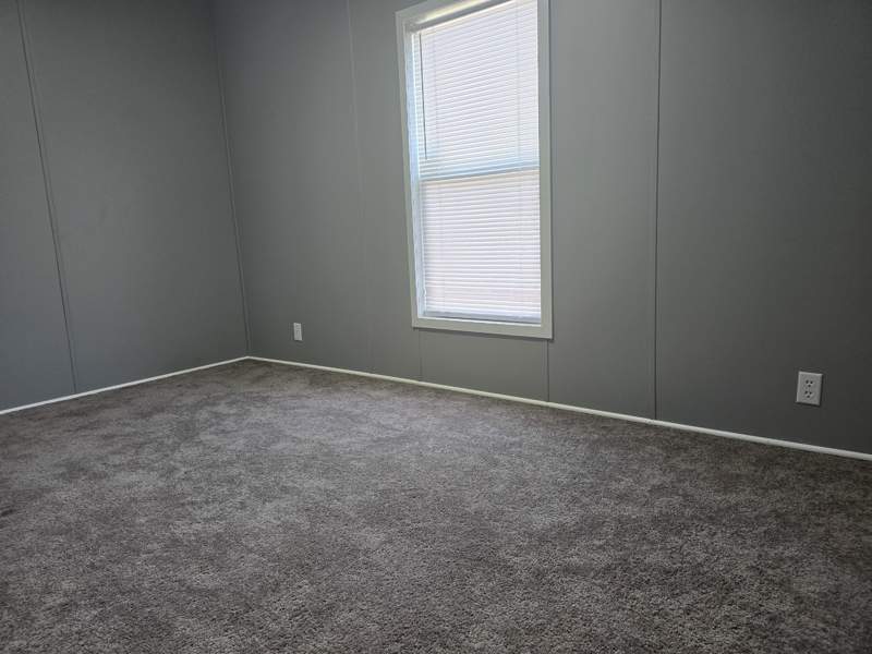 Listing-1930-Photo-0fa05afc-e4e9-4fbb-8e8b-f20e6653ac50.jpg