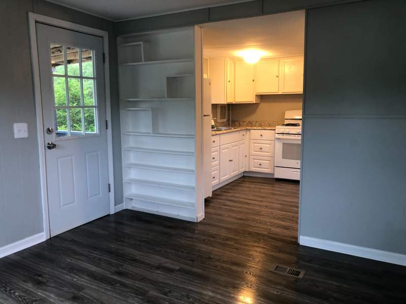 Listing-1494-Photo-b5f60ef5-a119-4f41-a127-855b7b2bf779.jpg