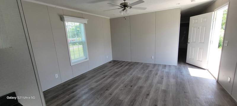 Listing-1962-Photo-70dc75a3-4691-489c-bf19-5595d92367b9.jpg