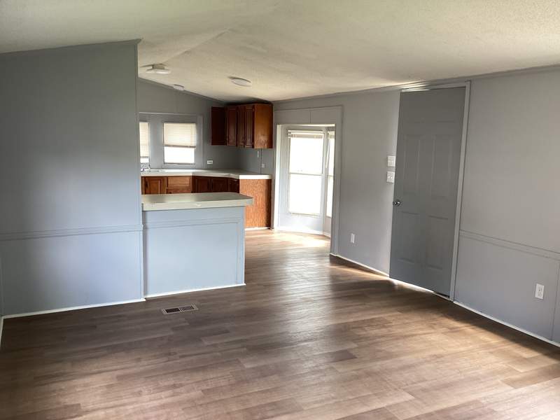 Listing-1925-Photo-bdda7683-c26d-4758-9c7f-b570249ec86b.jpg