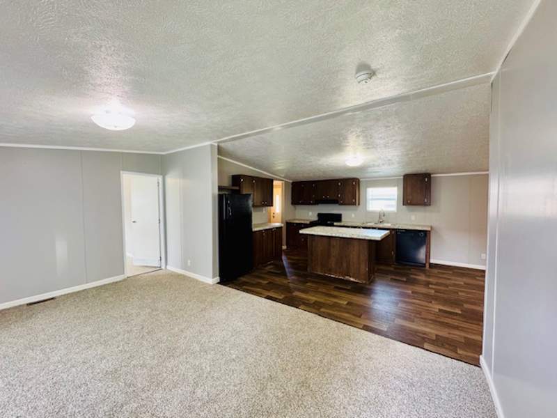 Listing-1520-Photo-170b3bc8-39a5-41e3-8506-c3201cfea02e.jpg