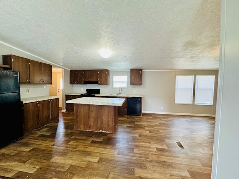 Listing-1520-Photo-418f9462-4c94-4cb4-8f4b-275ad6e2461d.jpg