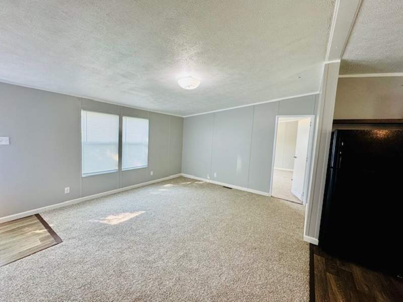 Listing-1520-Photo-c2ea3ea5-6478-4704-872c-2d3b964c8fee.jpg