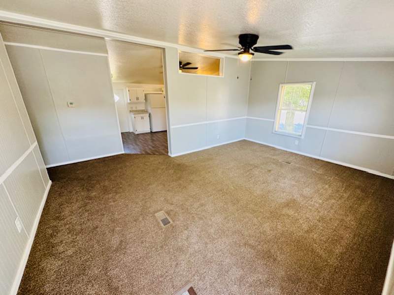 Listing-1521-Photo-21b683ef-7c7d-4b83-b0c8-fbdded0200ba.jpg