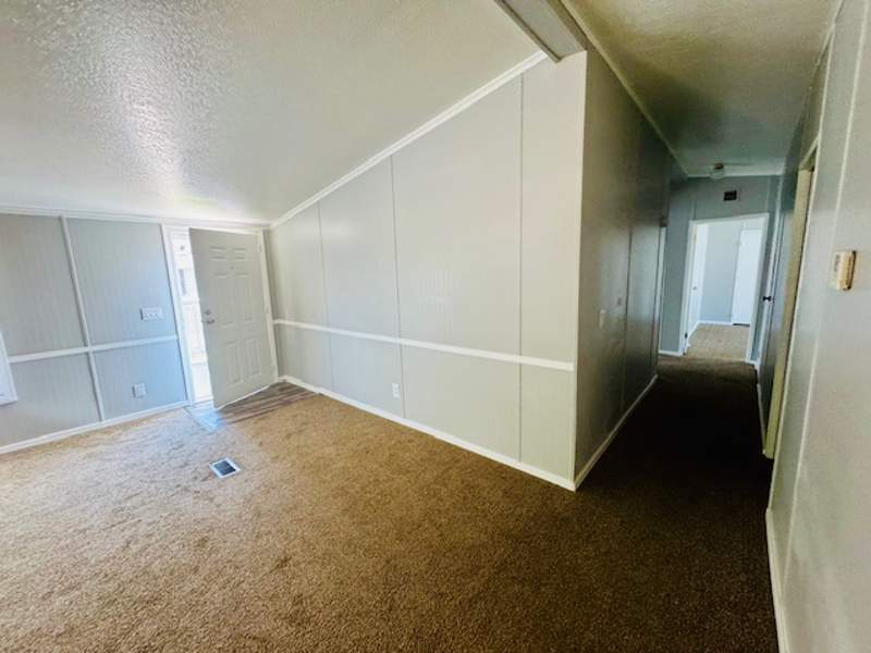 Listing-1521-Photo-3c0919e5-2bf3-4a65-a119-2ade8627894e.jpg