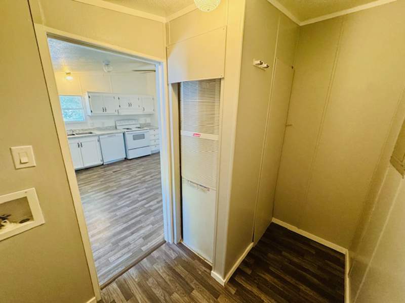 Listing-1521-Photo-62d59ce8-5177-42ea-9ac3-edf4329c6170.jpg