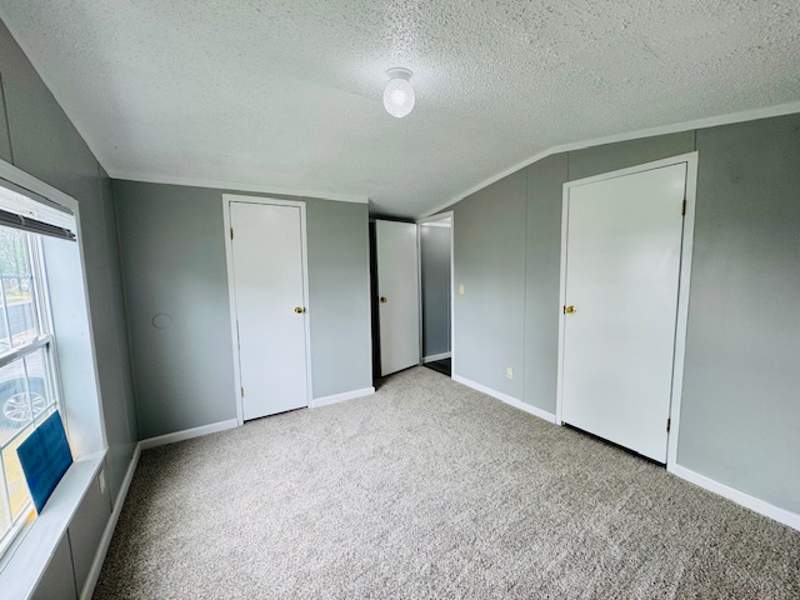 Listing-1919-Photo-19b1ab35-34cf-4932-b8a1-2cc8e87300ff.jpg