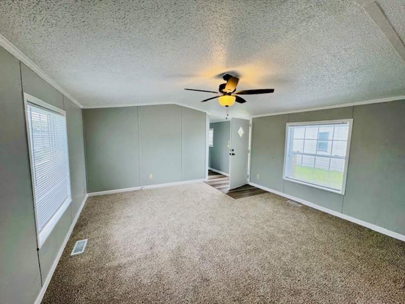 Listing-1919-Photo-6cde49ed-d10b-441c-b410-af4d5c5bb23d.jpg