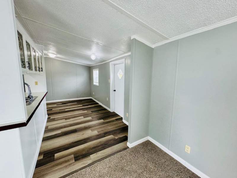 Listing-1919-Photo-d51a5ca9-c632-4a59-b675-d3177d07346a.jpg