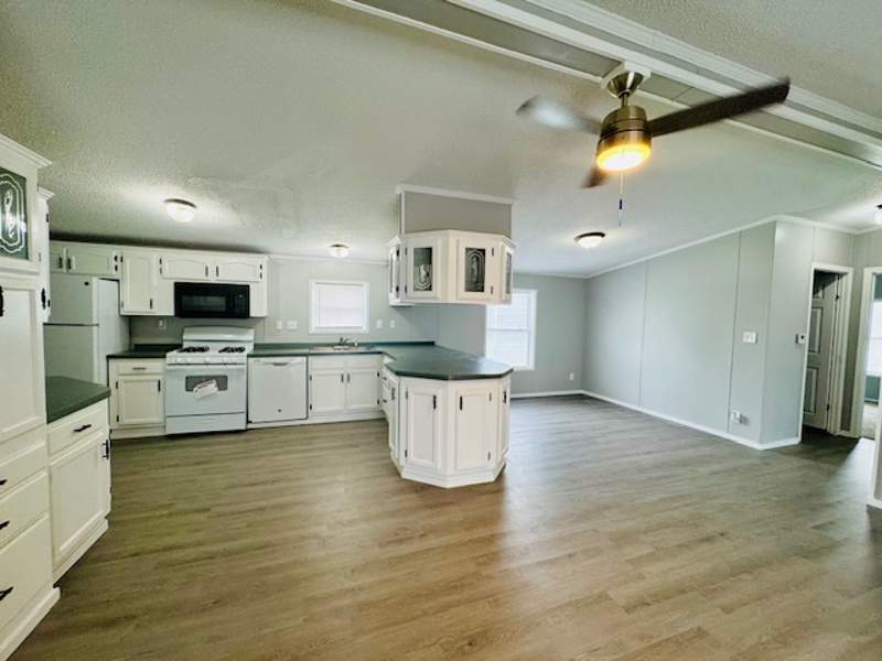 Listing-1939-Photo-0dbcfbcd-f0bb-4482-93d8-156a711ecf04.jpg