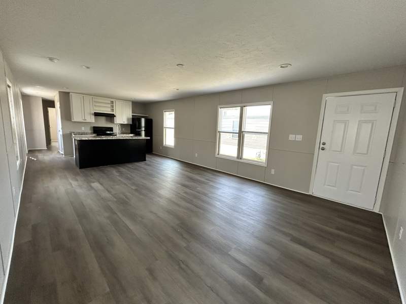 Listing-1440-Photo-a1b6ad2b-3e24-4ce9-ab2f-63d464f1ffa4.jpg