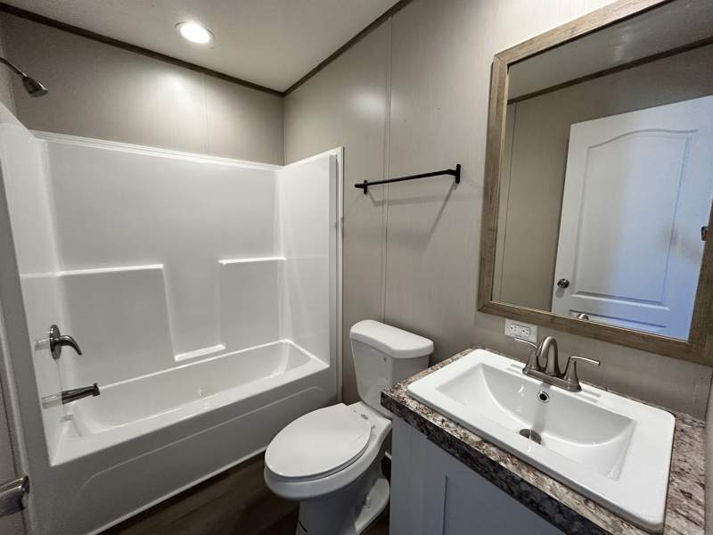 Listing-1440-Photo-b79c7582-7f93-4506-96c2-a322616e6396.jpg