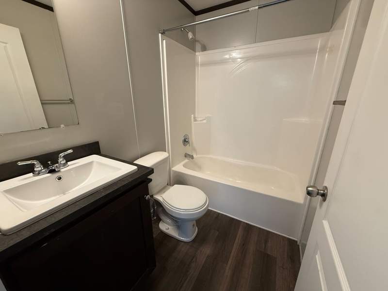 Listing-1452-Photo-debeec62-18e7-45f1-8605-fa5d67a9553a.jpg