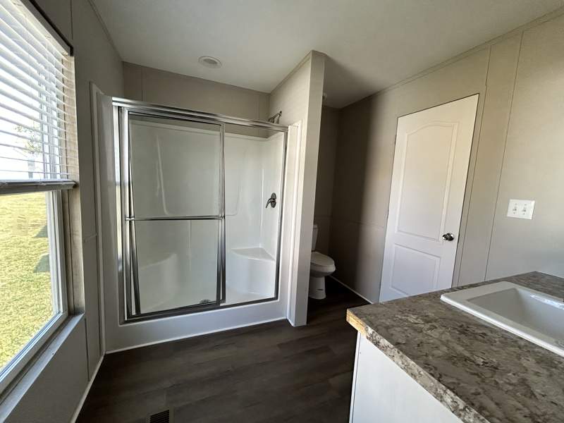 Listing-1457-Photo-3773957a-f3a9-4cab-962c-faa9fdf563e5.jpg