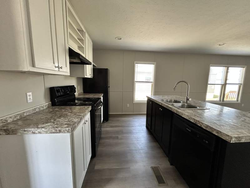 Listing-1457-Photo-abaf7ff6-d627-4623-abd9-ad5f565bcdd3.jpg