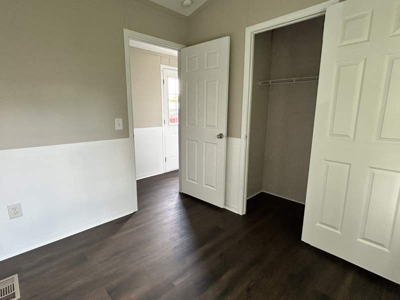 Listing-1469-Photo-7fc3a987-bf8a-4adf-b72c-9218e4fed2c2.jpg