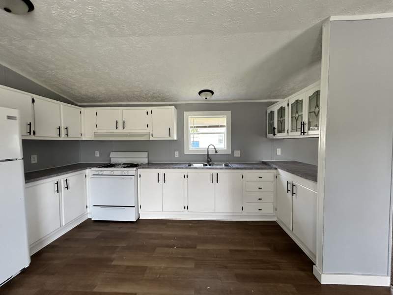 Listing-1947-Photo-e9f82ec5-a0ab-4512-839a-c587922cc1e3.jpg