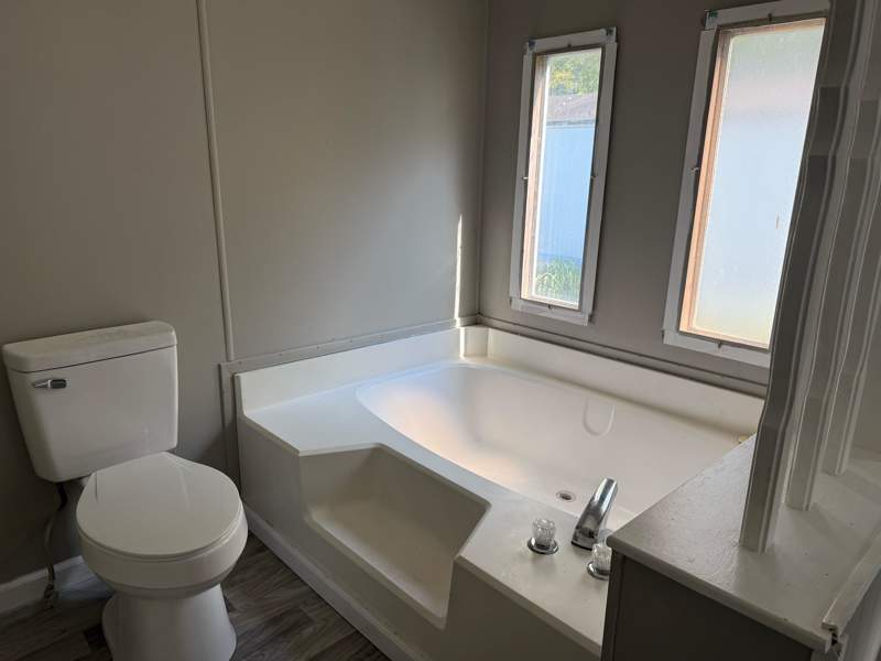 Listing-2055-Photo-0d2f9273-7e2b-4163-b523-fe905e8ed423.jpg