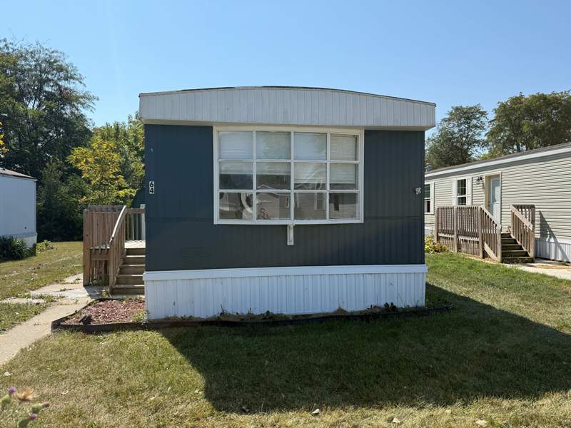 Listing-2055-Photo-a9994ff8-3e2b-40de-9520-ea68830eb993.jpg