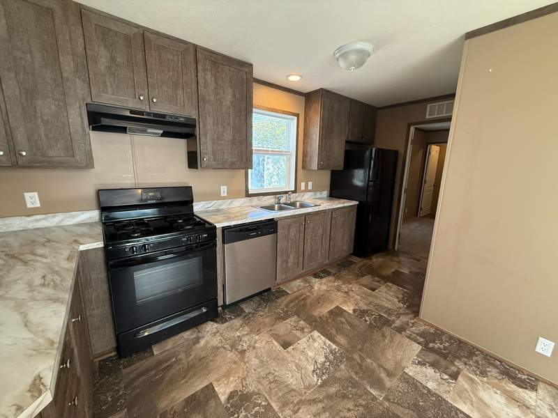 Listing-2086-Photo-3fc41426-794f-4f27-8abb-49239d6969ac.jpg
