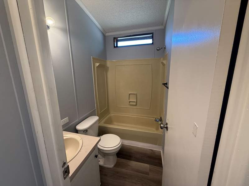 Listing-2087-Photo-0080e32b-a1b4-4ceb-91a5-4b7f59867f6c.jpg