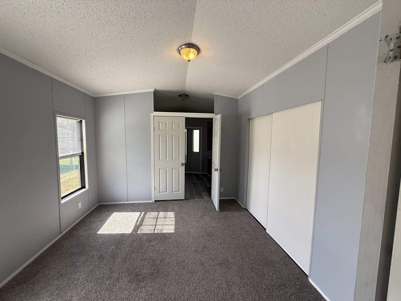 Listing-2087-Photo-13dd5cb6-1cdb-4092-b0b9-8af8fa2a953b.jpg