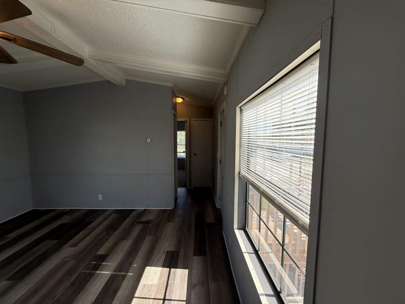 Listing-2087-Photo-d23860f2-63be-464e-9d2f-4a32ed6244fb.jpg