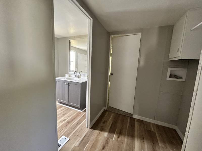 Listing-2099-Photo-b53b3722-cb34-4c7a-ab65-cb1bdac5743c.jpg