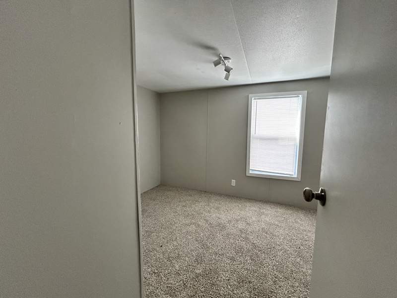Listing-2099-Photo-eda48e51-8025-49b9-a5a4-c0c49550e388.jpg