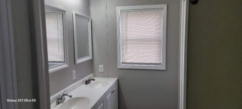 Listing-1918-Photo-31407793-e727-4651-aada-08b375054113.jpg