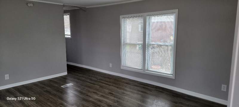 Listing-1918-Photo-32babe54-bb2f-4613-a246-1e769823f6a6.jpg