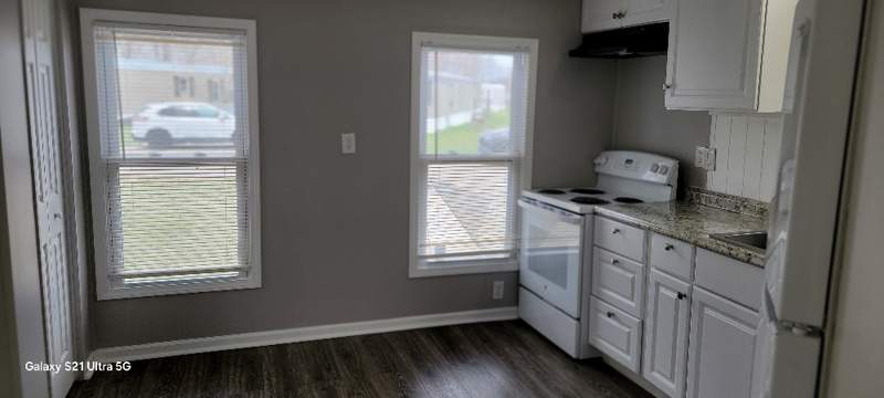 Listing-1918-Photo-4925a4fe-bd0e-4c90-ba28-1c81435d4a54.jpg