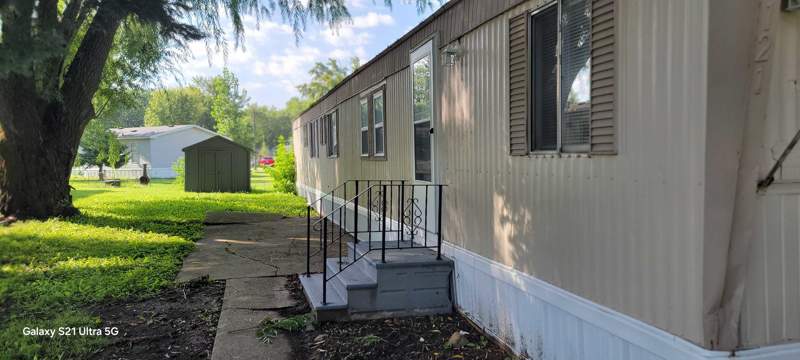 Listing-1976-Photo-44a8b018-afc6-4091-955d-e04b4e5b86d8.jpg