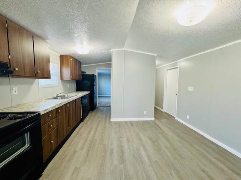 Listing-2040-Photo-065d91e1-2742-4569-88d0-b6c1e282b017.jpg