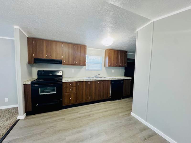 Listing-2040-Photo-8786ec7b-7dd8-4eb7-be6f-d9cd50fa6cce.jpg