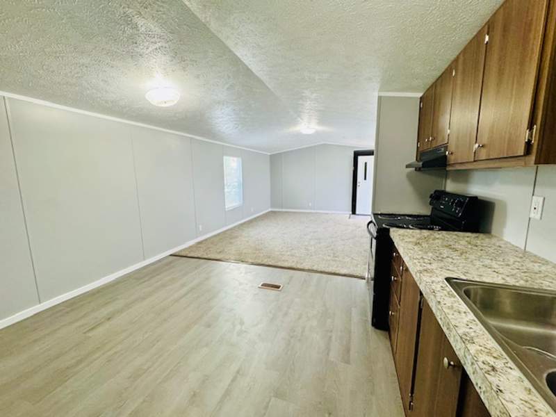 Listing-2083-Photo-17b1641e-9c9b-48f9-a738-fc462928b1fa.jpg