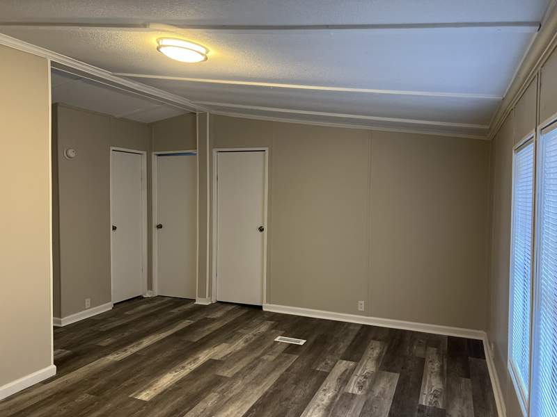 Listing-1398-Photo-f07cd13f-d14a-4a13-badb-8fce0cc42cfc.jpg