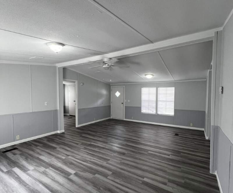 Listing-1558-Photo-a6a1180e-b54a-4b62-9447-6111e8986a67.png